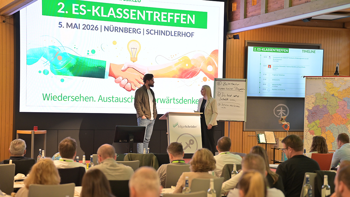 ESKT26 Publikum Buehne KFW 7631 web